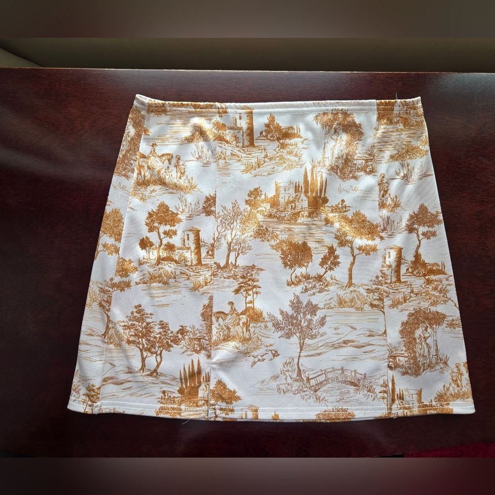 Urban Outfitters Toile de Jouy Mini Skirt sz med